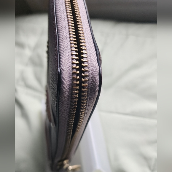 Like New Kate Spade Novelty 'Hop To It' Long Wallet - Picture 10 of 10